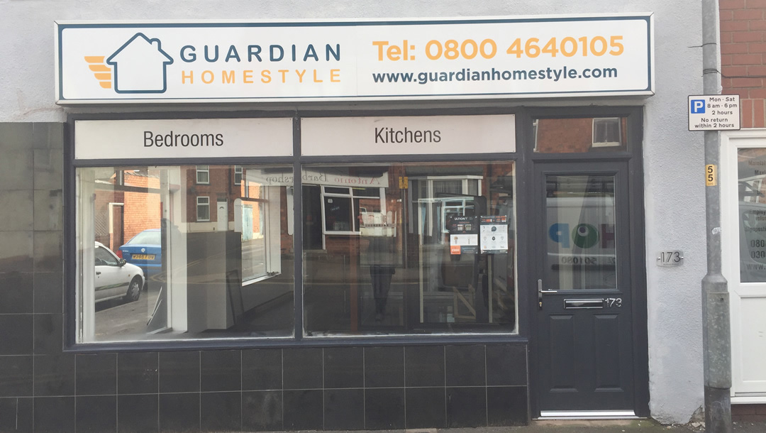 Cropped Faux leather Jacket